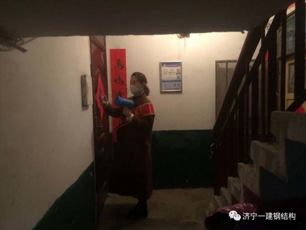 疫情防控——济宁百亿游戏自愿者在行动_百亿游戏